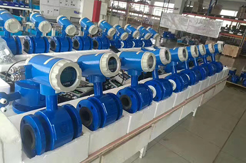 dn20电磁流量计产品图